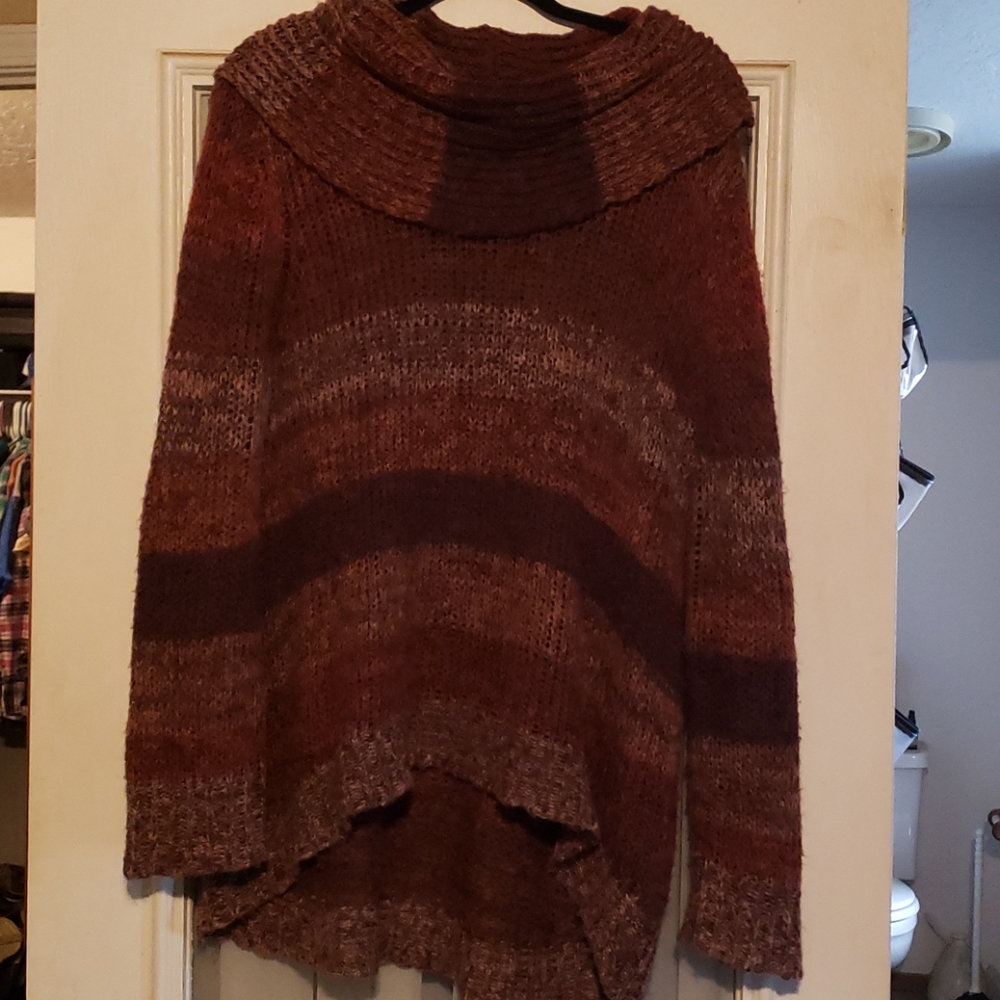 Maroon scoop neck sweater